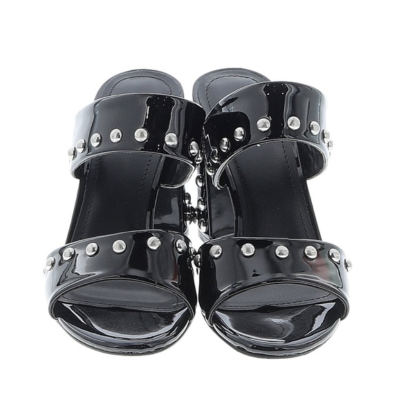 Charles by Charles David Roaring Silver-Studded Black Patent Chunky Heels US 7.5 - Picture 1 of 7
